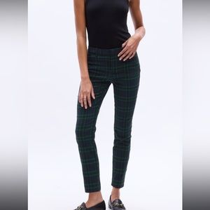 Gap green and navy plaid pants